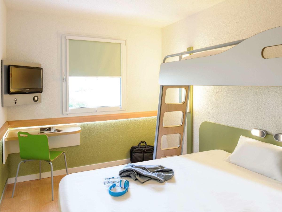 Ibis Budget Pau Lescar Esterno foto