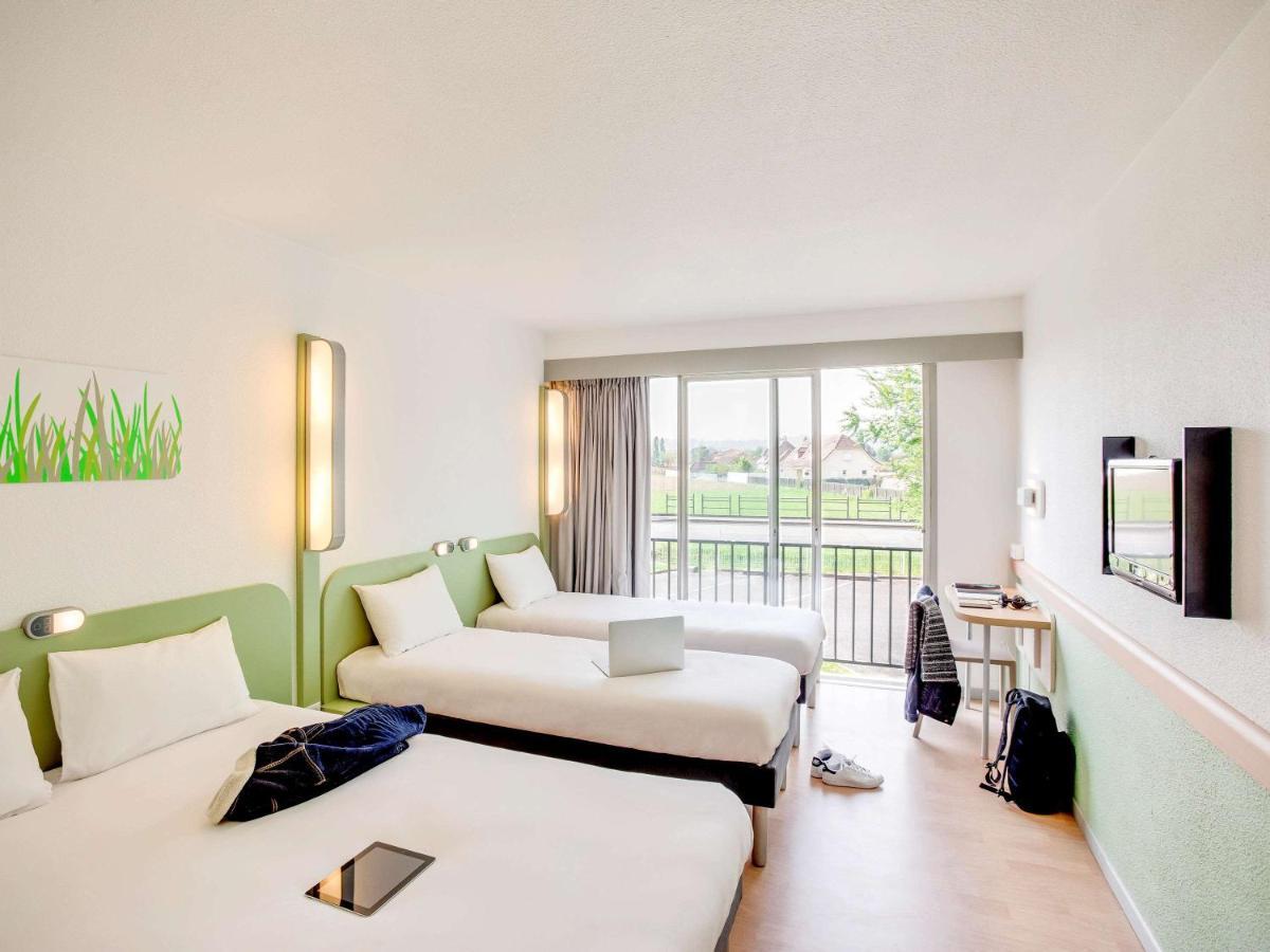 Ibis Budget Pau Lescar Esterno foto