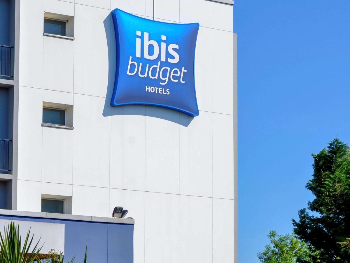 Ibis Budget Pau Lescar Esterno foto